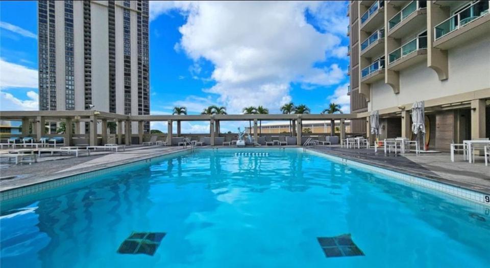 Ala Moana Hotel By Final Form Хонолулу Екстериор снимка